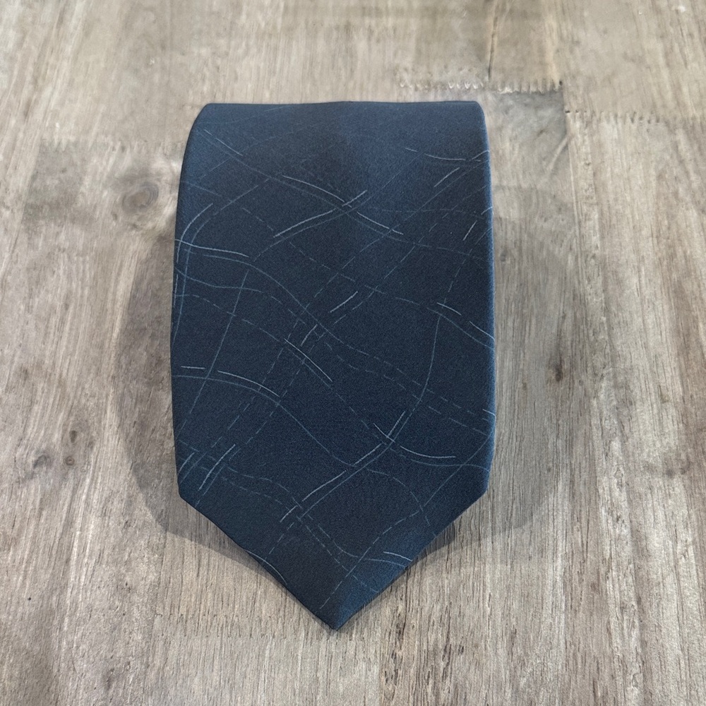 Kenneth Cole Patterned Tie